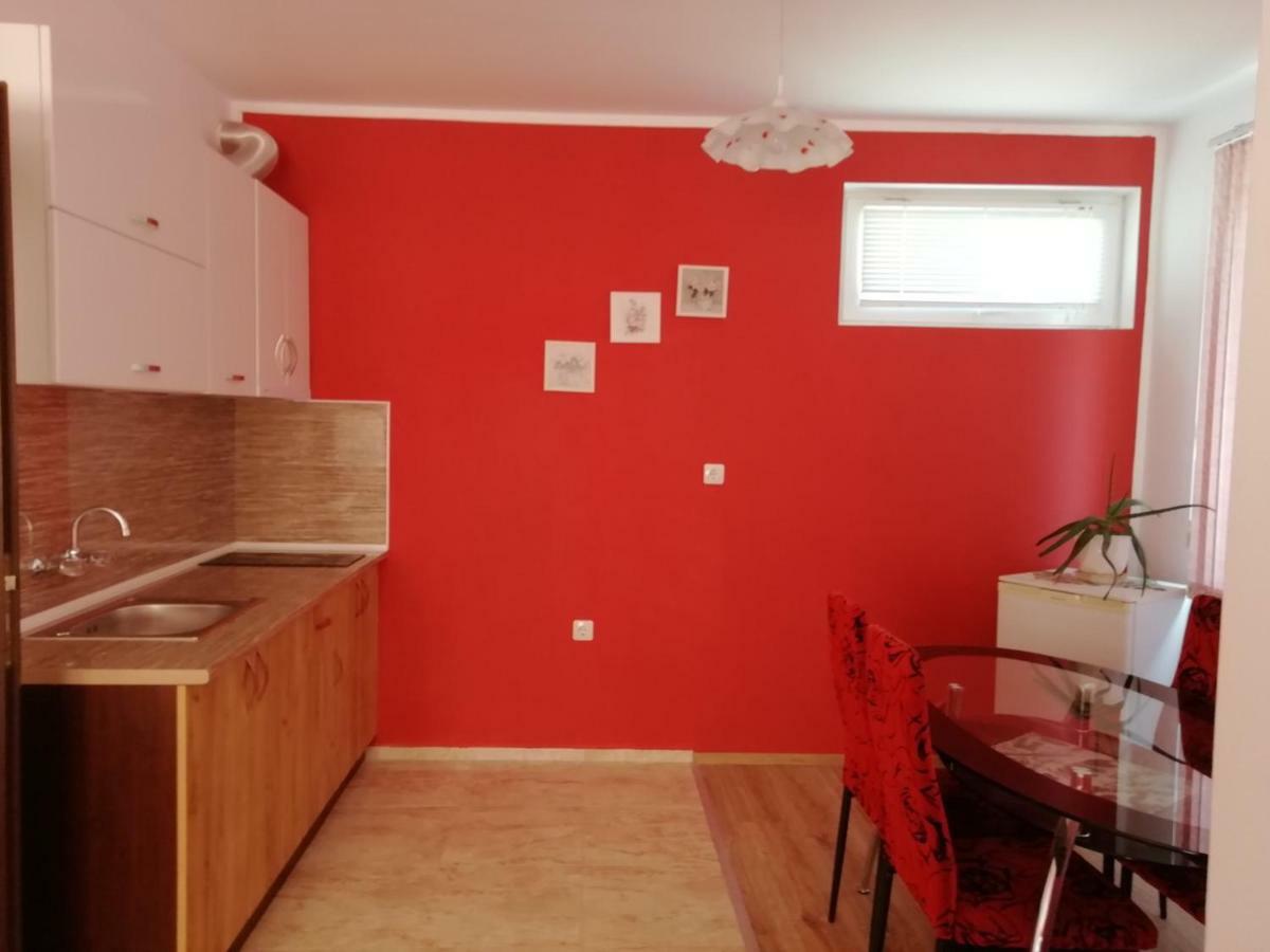 Guest House Nedelchevi Primorsko Buitenkant foto